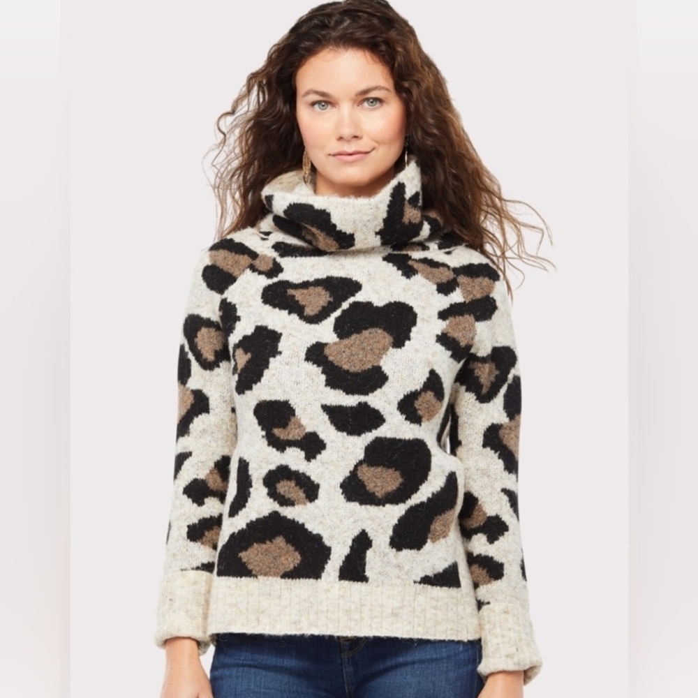• rd style • leopard print turtle neck sweater NWOT